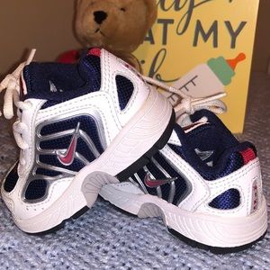 Baby shoes